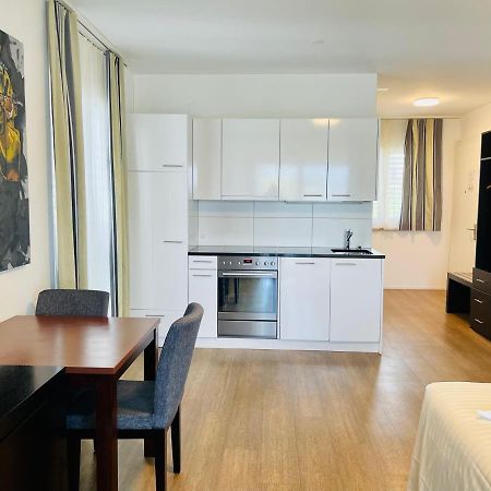 Hotel Swiss Bellevue Кройцлинген Екстериор снимка